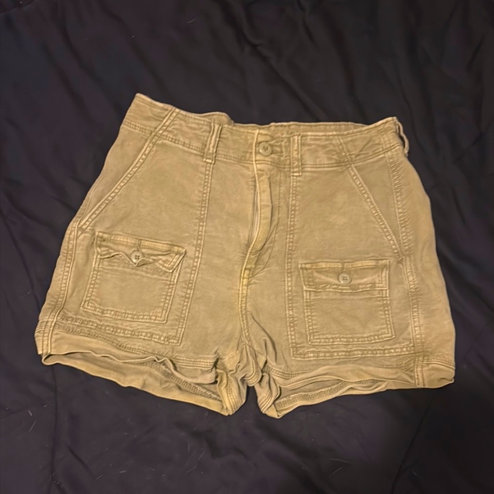 ✨ American Eagle Highest Rise 90s Boyfriend Shorts | Size 2 | Army Green ✨ - Picture 3 of 8